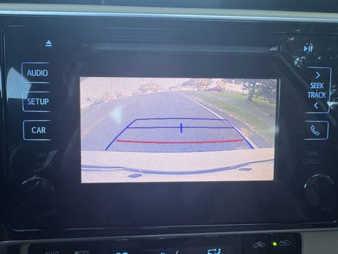 Used 2017 Toyota Corolla L image 34