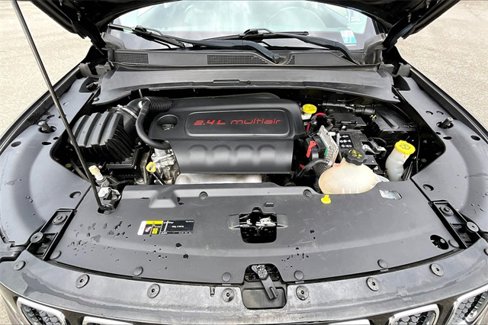 Used 2018 Jeep Compass Limited image 9