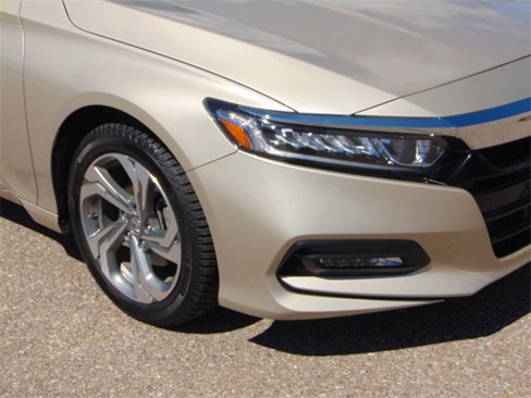 Used 2019 Honda Accord EX image 2