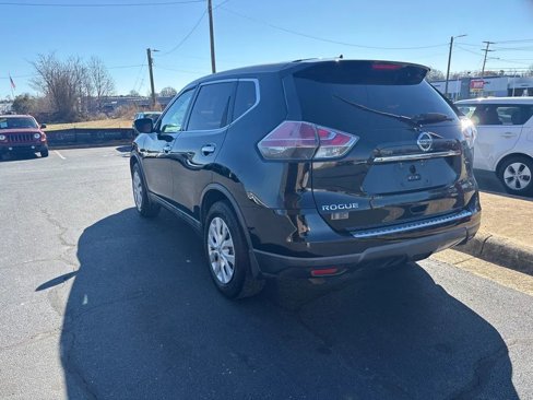 Used 2015 Nissan Rogue S w/ S Family Package image 5
