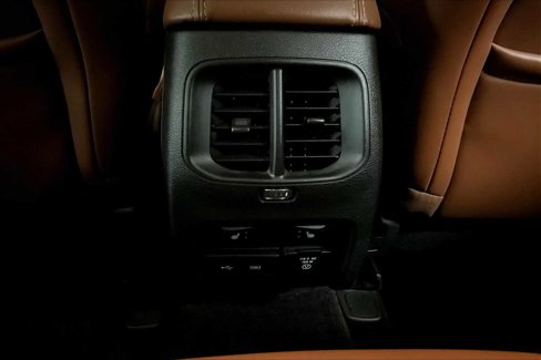 Used 2019 Jeep Cherokee Overland w/ Heavy Duty Protection Group image 33