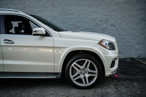 Used 2016 Mercedes-Benz GL 550 4MATIC image 16