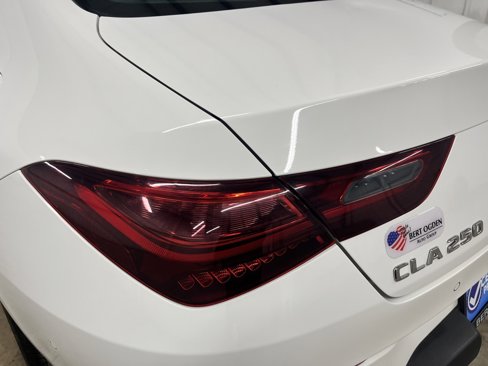 Used 2025 Mercedes-Benz CLA 250 image 8