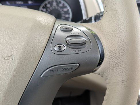 Used 2018 Nissan Murano SL w/ Moonroof Package image 17