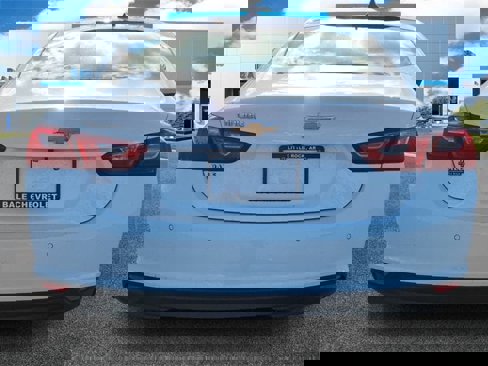 New 2025 Chevrolet Malibu LS image 4