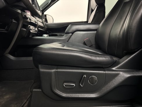 Used 2019 Ford Expedition Max XLT w/ Equipment Group 202A image 37