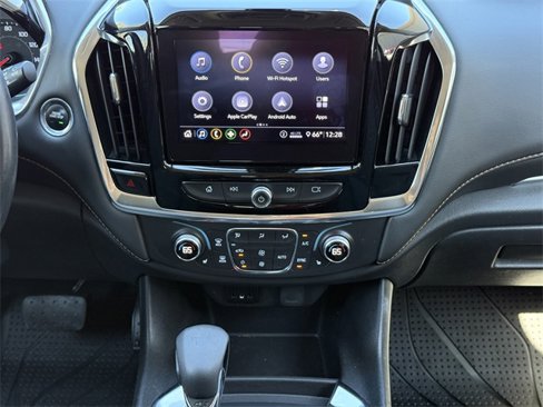 Used 2021 Chevrolet Traverse LT w/ LPO, Floor Liner Package image 24