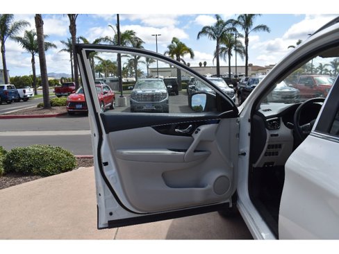 Used 2018 Nissan Rogue Sport SL image 10