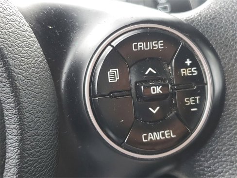 Used 2020 Kia Soul LX image 25