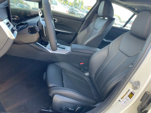 New 2025 BMW 330i Sedan image 7