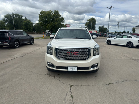 Used 2015 GMC Yukon XL Denali w/ Open Road Package image 3