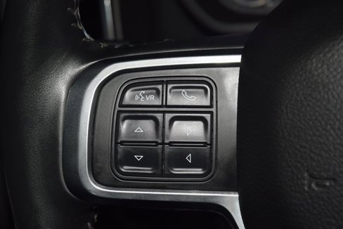 Used 2020 RAM 2500 Laramie image 39