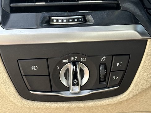Used 2019 BMW X3 sDrive30i w/ Driving Assistance Package image 53