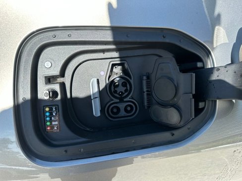 Used 2024 BMW iX xDrive50 w/ Sport Package image 35