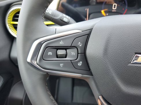 New 2025 Chevrolet Trax LT w/ LT Convenience Package image 17
