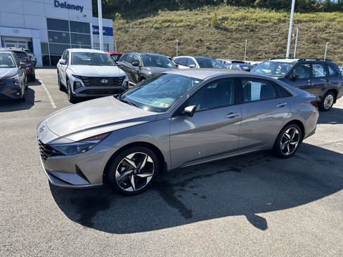 Certified 2023 Hyundai Elantra SEL w/ Convenience Package image 19