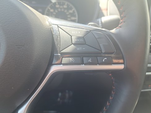 Certified 2020 Nissan Altima 2.5 SR w/ Premium Package image 20