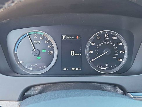 Used 2017 Hyundai Sonata Limited image 33