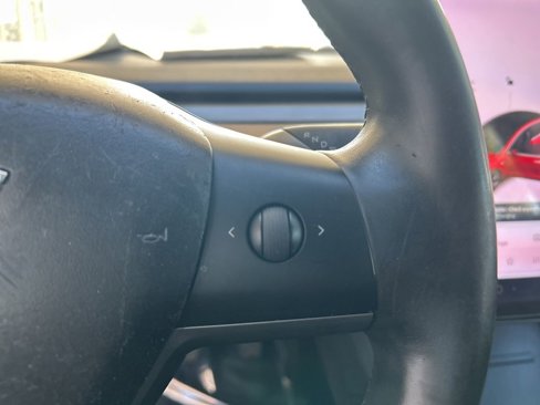 Used 2018 Tesla Model 3 Long Range image 40