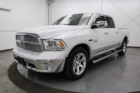 Used 2015 RAM 1500 Laramie w/ Convenience Group image 3