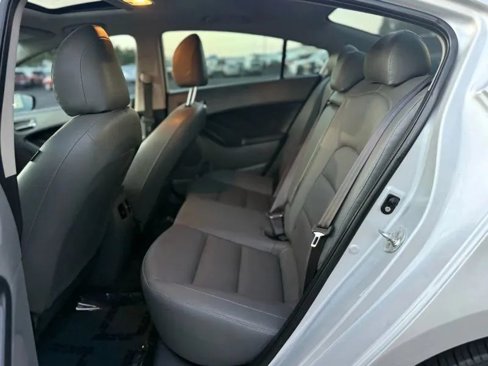 Used 2017 Kia Forte EX w/ EX Premium Plus Package image 11