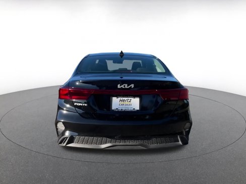Used 2024 Kia Forte LXS image 12
