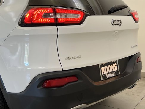 Used 2014 Jeep Cherokee Limited w/ Luxury Group image 29