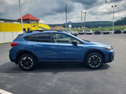 Used 2022 Subaru Crosstrek 2.0i Premium w/ Moonroof Package image 6