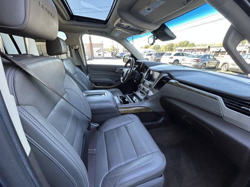 Used 2017 GMC Yukon XL Denali w/ Open Road Package image 5