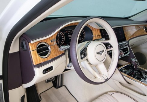 Used 2021 Bentley Flying Spur W12 image 23