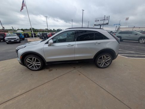 Used 2019 Cadillac XT4 Sport image 3