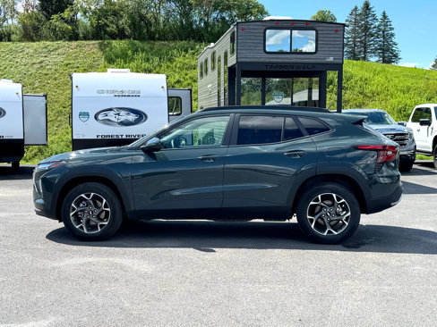 Used 2025 Chevrolet Trax LT image 8