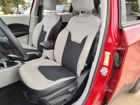 Used 2019 Jeep Compass Latitude image 23