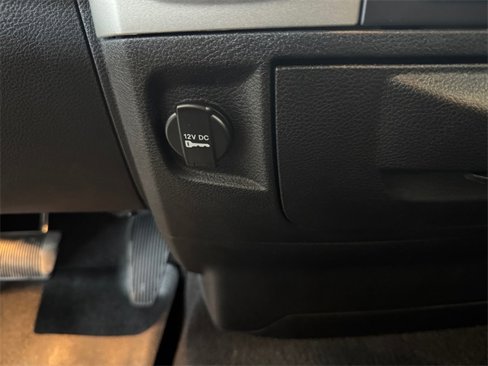 Used 2017 RAM 1500 Classic SLT image 15