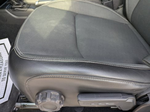 Used 2020 Jeep Wrangler Unlimited Sport image 8