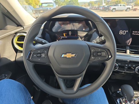 New 2026 Chevrolet Trax LT w/ Sunroof Package image 19