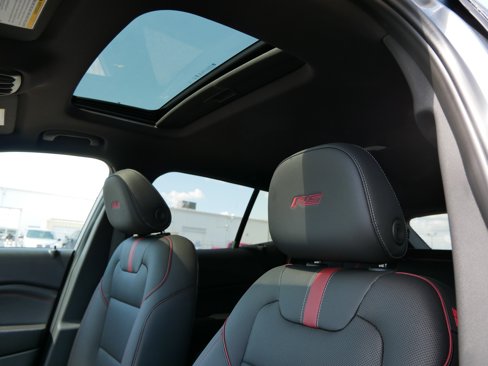 New 2025 Chevrolet Trax RS w/ Sunroof Package image 16