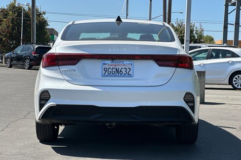 Used 2023 Kia Forte LXS image 5