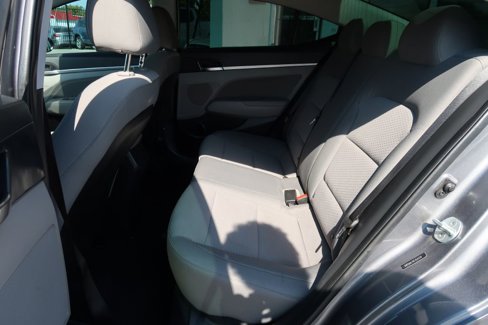 Used 2020 Hyundai Elantra SEL w/ Cargo Package (C1) image 7