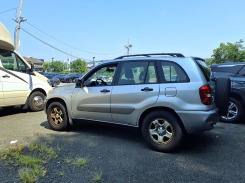 Used 2004 Toyota RAV4 2WD image 3