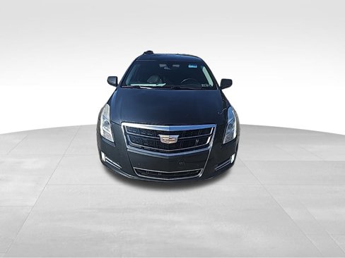 Used 2016 Cadillac XTS Luxury image 2