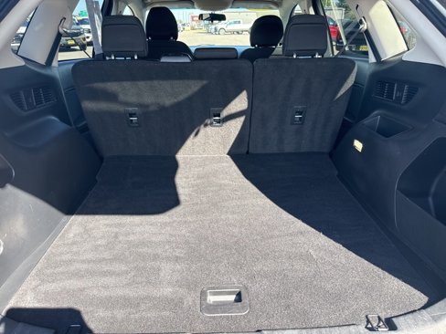 Used 2018 Ford Edge SE image 31