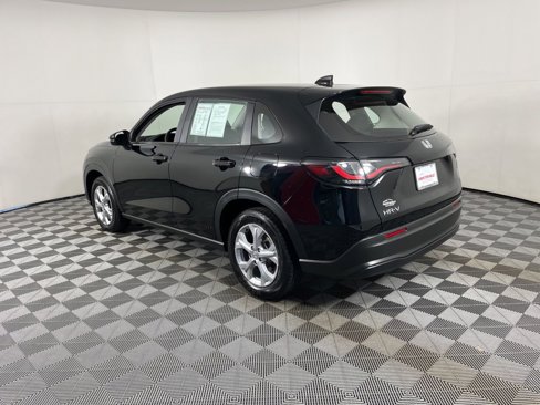 Certified 2025 Honda HR-V LX image 3