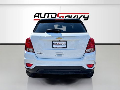 Used 2020 Chevrolet Trax LS w/ Tint and Cruise Package image 6