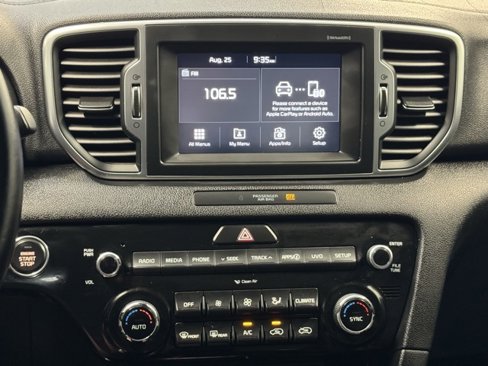 Used 2018 Kia Sportage EX image 18
