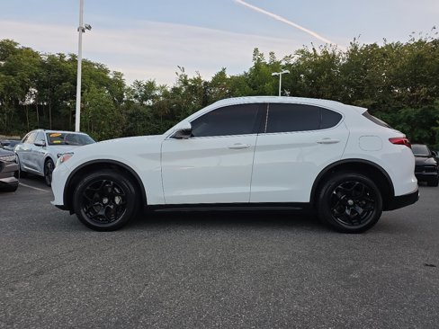 Used 2021 Alfa Romeo Stelvio Sprint w/ Sun & Sound Package image 5