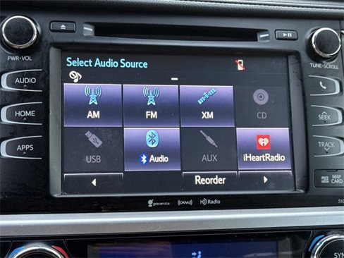Used 2019 Toyota Highlander XLE image 21