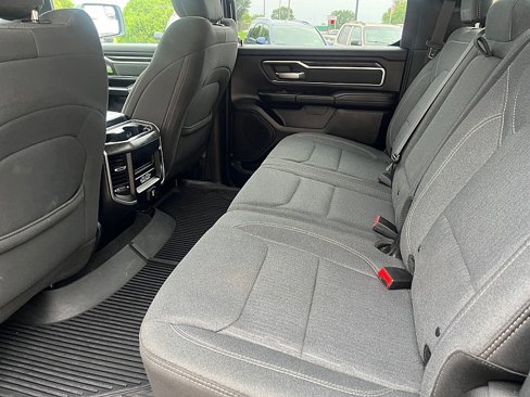 Used 2019 RAM 1500 Big Horn image 18