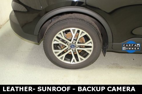 Used 2022 Ford Escape SEL image 5