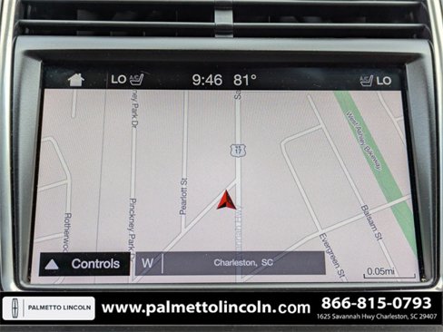 Used 2018 Lincoln MKX Reserve image 18